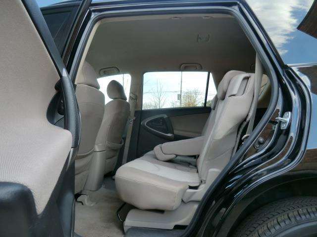 2006 Toyota RAV4 4dr SUV